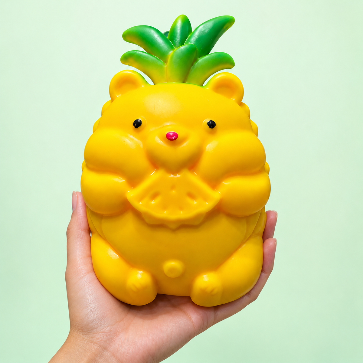 HH014 GIANT PINEAPPLE BEAR