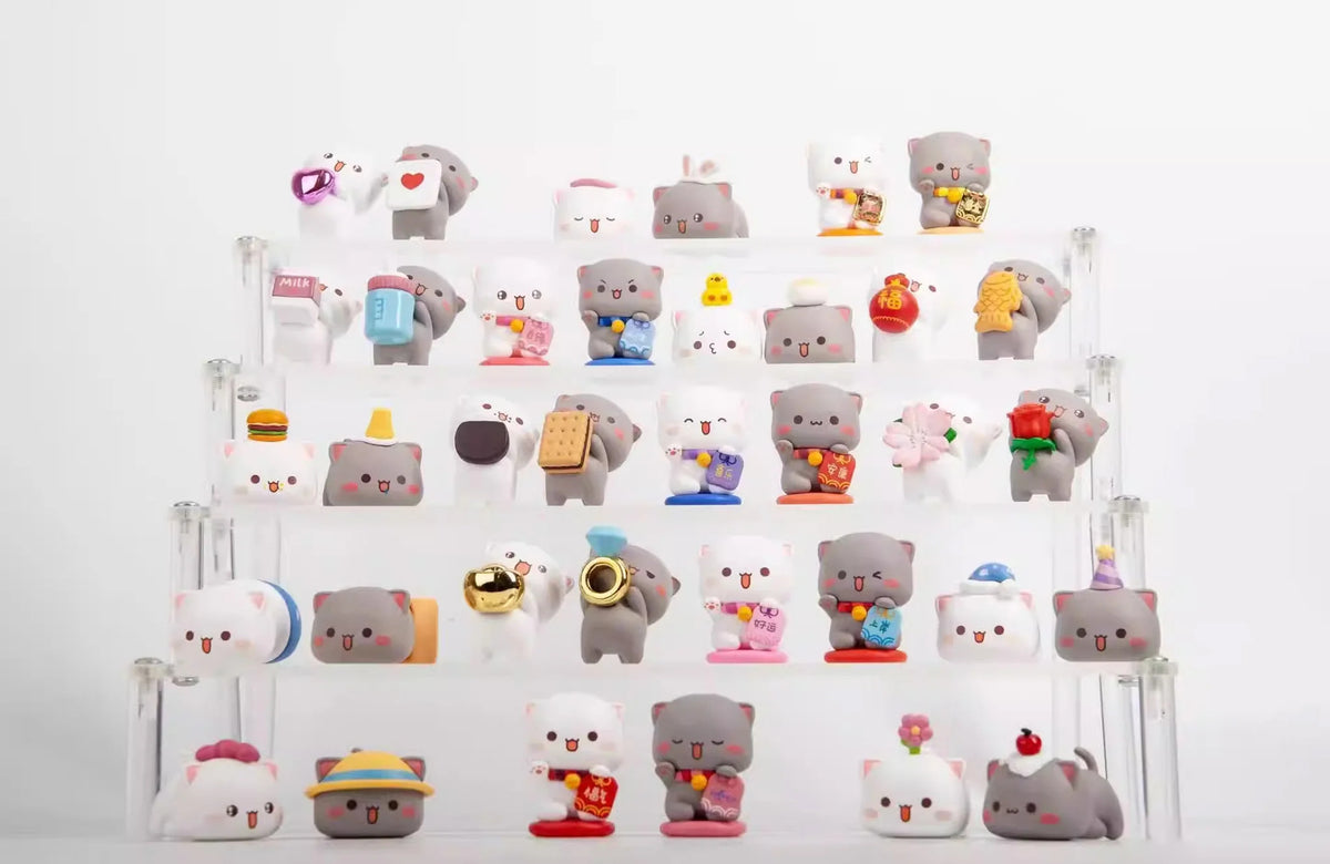 PEACH AND GOMA'S SWEET MINI UNIVERSE